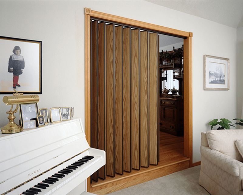 Woodfold 220 Accordion Door