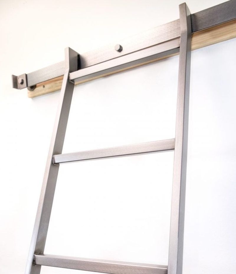 SL.500 SkyHook Library Ladder