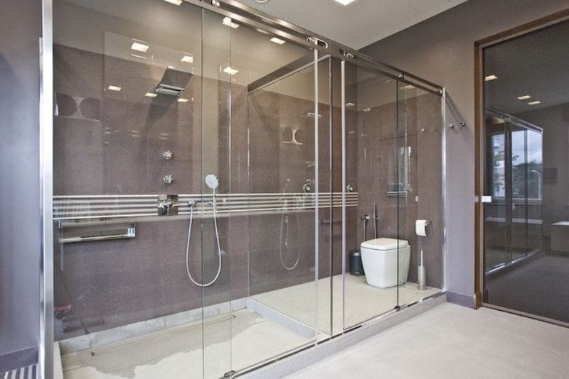 Luna Sliding Shower Door System
